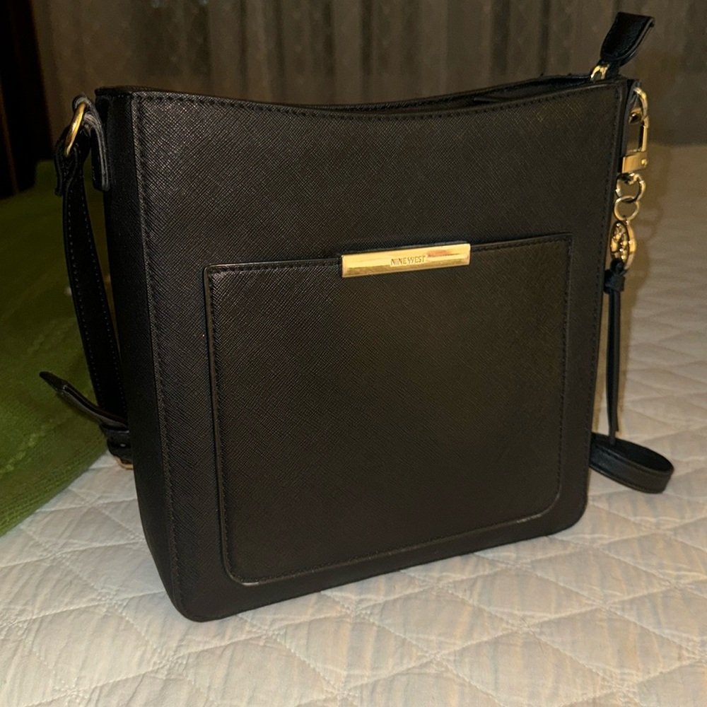 Nine West Women’s Shoulder/Crossbody Bag Black and Gold